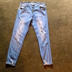 light wash skinny jeans